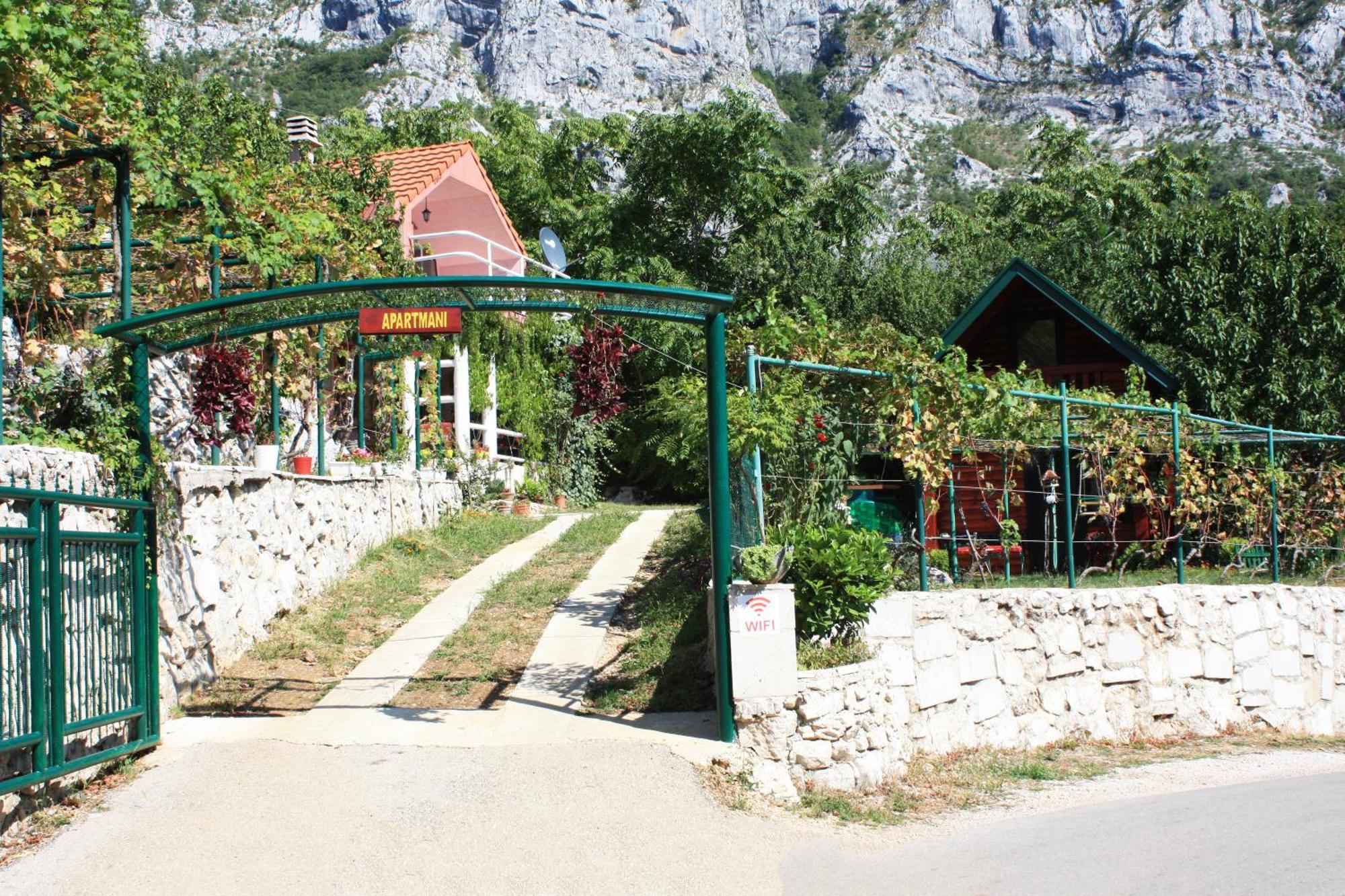 Holiday Village Ostrog Nikšić Eksteriør billede